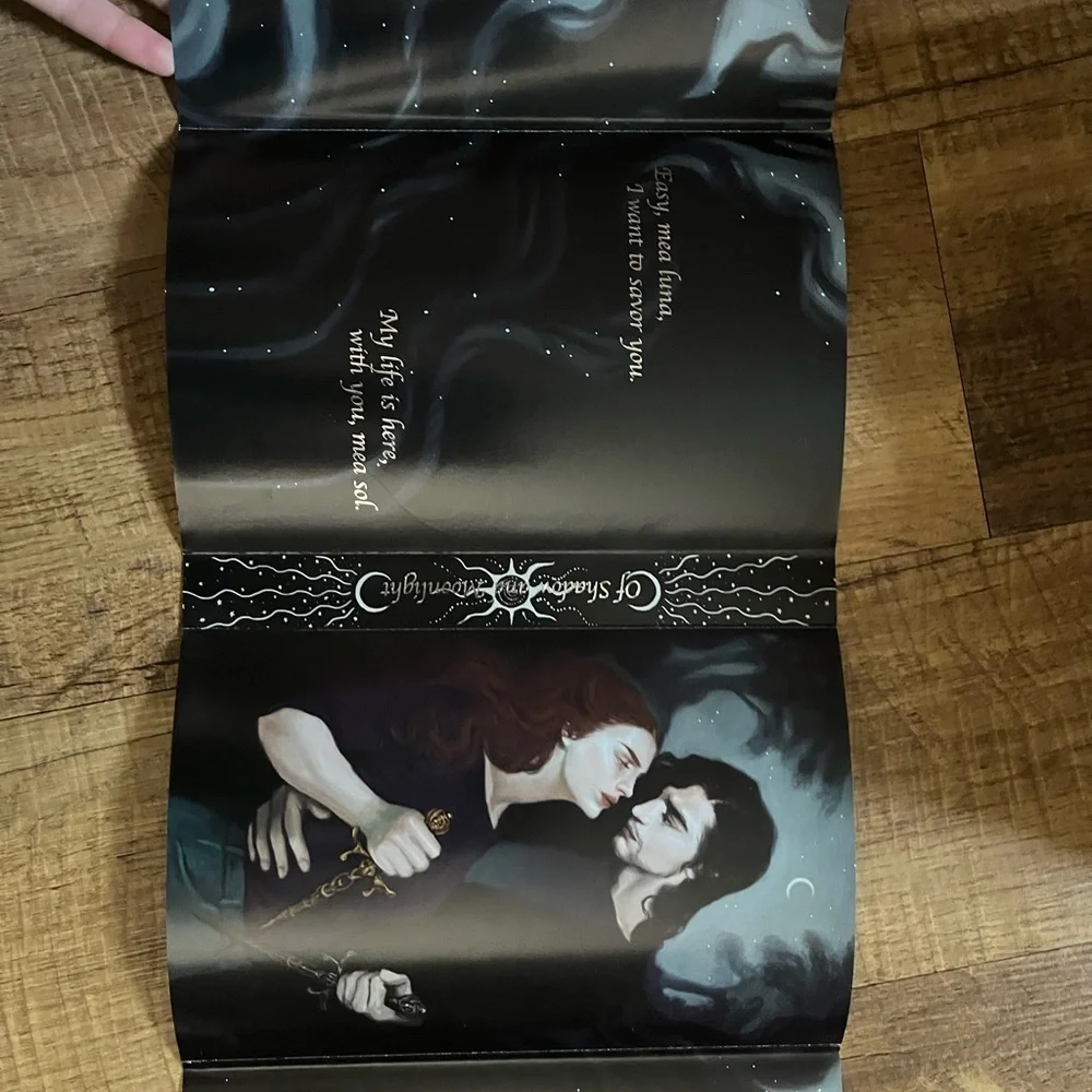 Of Shadow and Moonlight Exclusive Edition - Picture 5 of 7